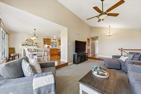 Tiny photo for 13632 W 179 Street, Homer Glen, IL 60491 (MLS # 12632094)