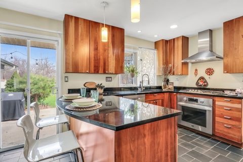 Tiny photo for Green Oaks, IL 60048 (MLS # 12614651)