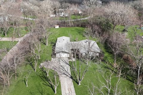 Tiny photo for Green Oaks, IL 60048 (MLS # 12614651)