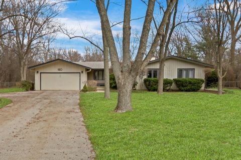 Tiny photo for Green Oaks, IL 60048 (MLS # 12614651)