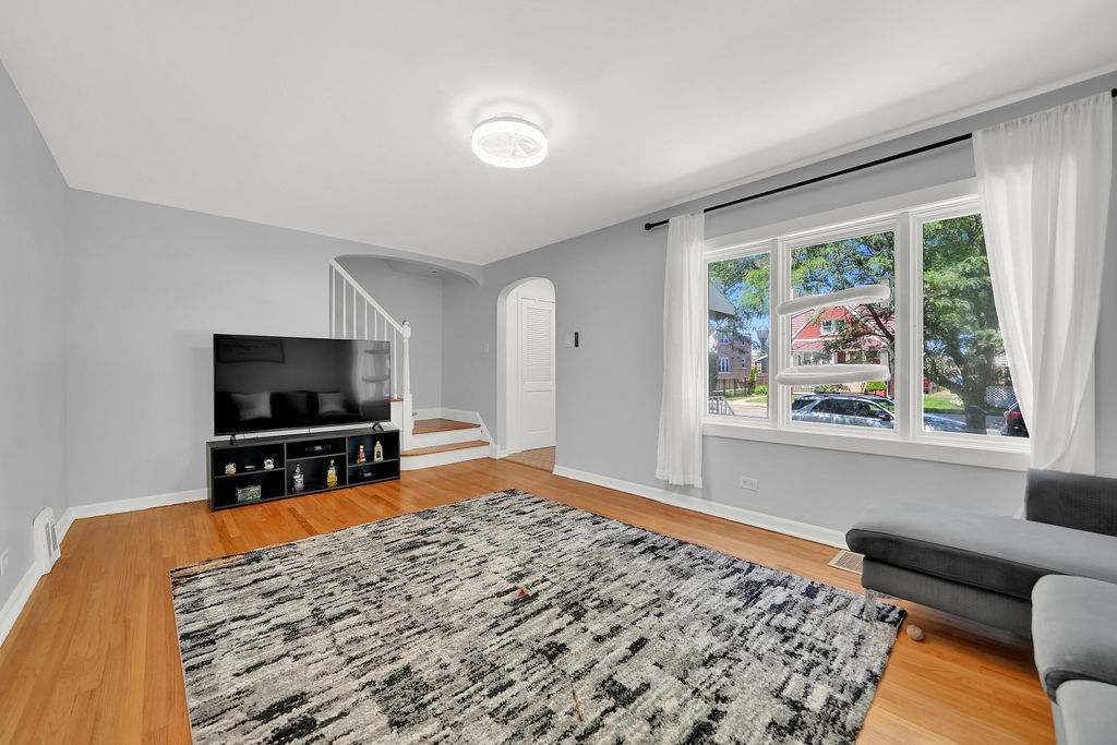 3717 W Marquette Road