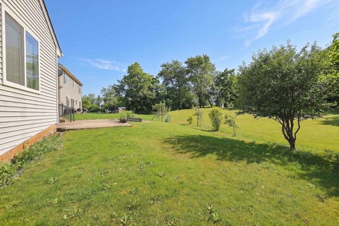 Tiny photo for 39764 Waterloo Drive, Beach Park, IL 60083 (MLS # 12696978)