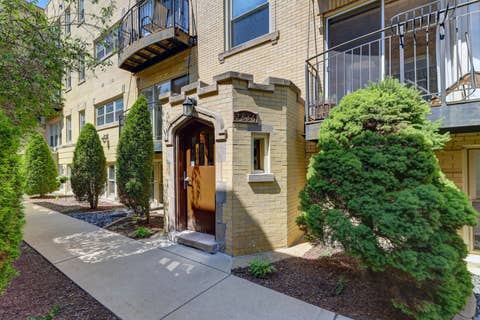 Tiny photo for 2836 N Dawson Avenue #1W, Chicago, IL 60618 (MLS # 12712966)