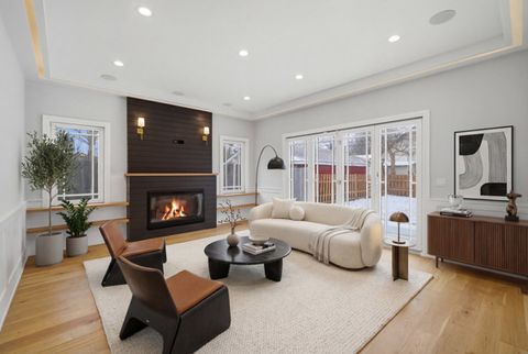 Tiny photo for 38 Washington Street, Glenview, IL 60025 (MLS # 12585740)