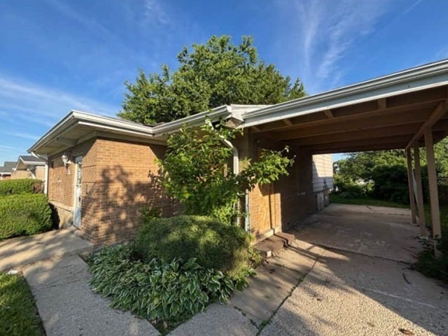 4447 Idlewild Lane