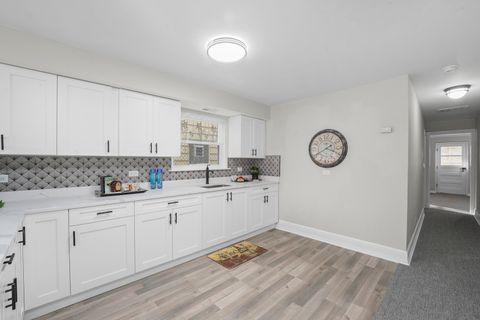 Tiny photo for 2716 N 73rd Avenue, Elmwood Park, IL 60707 (MLS # 12487273)