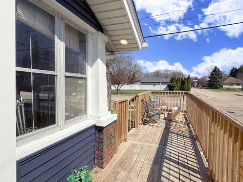 Tiny photo for 621 24th Avenue, Moline, IL 61265 (MLS # 12606940)