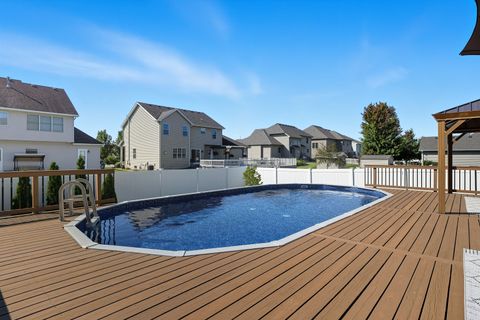 Tiny photo for 12794 Connecticut Street, Crown Point, IN 46307 (MLS # 12617500)