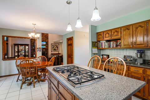 Tiny photo for 8826 Carlisle Court, Darien, IL 60561 (MLS # 12482930)