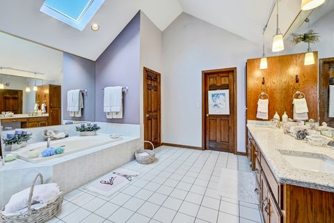 Tiny photo for 8826 Carlisle Court, Darien, IL 60561 (MLS # 12482930)