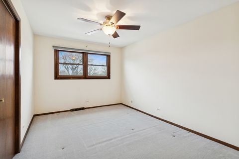 Tiny photo for 43 Inner Circle Drive, Des Plaines, IL 60016 (MLS # 12584254)