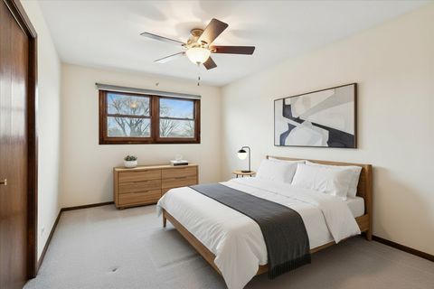 Tiny photo for 43 Inner Circle Drive, Des Plaines, IL 60016 (MLS # 12584254)