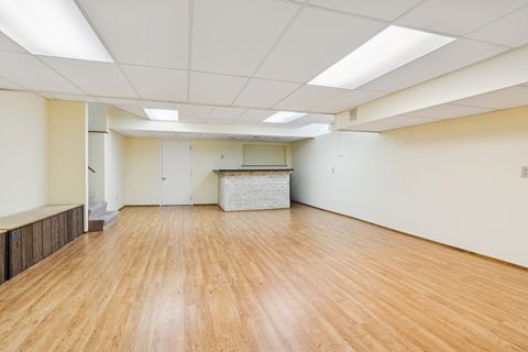 Tiny photo for 43 Inner Circle Drive, Des Plaines, IL 60016 (MLS # 12584254)