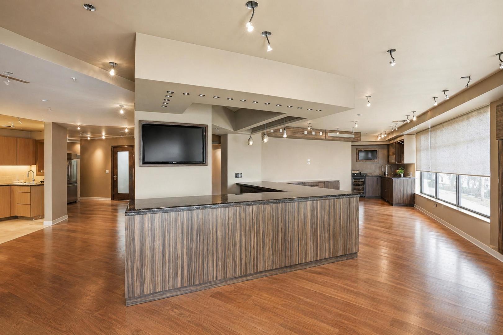 Properties 2 11324 Southwest Highway