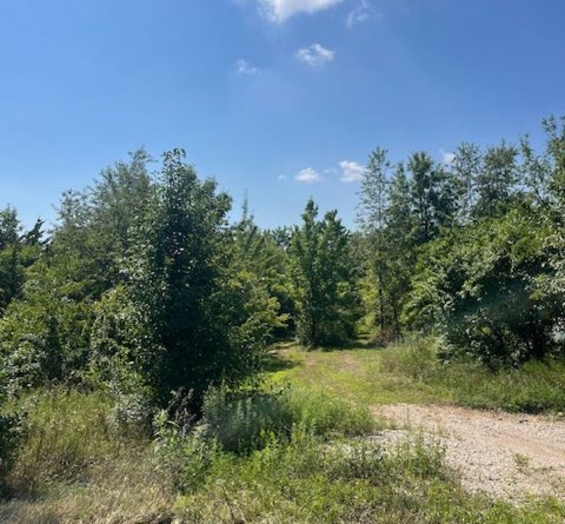 2390 N 4079th Road