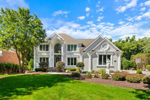 4303 Royal Fox Drive St. Charles IL 60174
