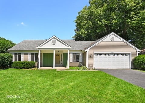 Photo of 2935 Evergreen Lane, Aurora, IL 60502 (MLS # 12663018)
