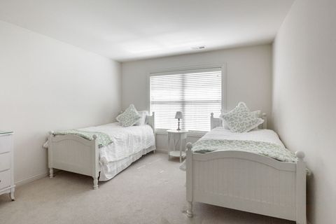 Tiny photo for 2162 Washington Drive #2162, Northbrook, IL 60062 (MLS # 12469950)