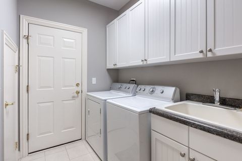 Tiny photo for 2162 Washington Drive #2162, Northbrook, IL 60062 (MLS # 12469950)