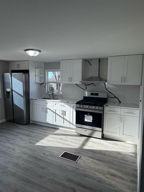 Tiny photo for 621 Mohawk Street, Joliet, IL 60432 (MLS # 12590493)