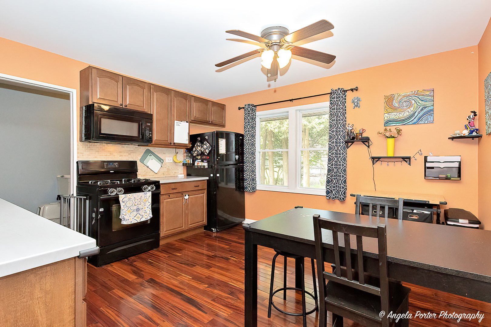 114 Woody Way