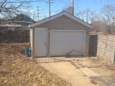 Tiny photo for 1400 S 2nd Avenue, Maywood, IL 60153 (MLS # 12609053)