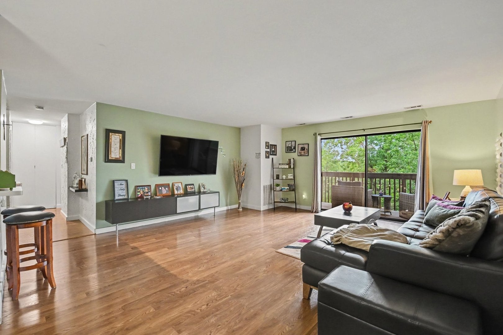 120 Lakeview Drive 519