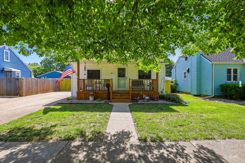 Tiny photo for 372 N Blaine Avenue, Bradley, IL 60915 (MLS # 12664840)