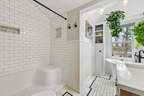 Tiny photo for 1334 S 5th Street, St. Charles, IL 60174 (MLS # 12584179)