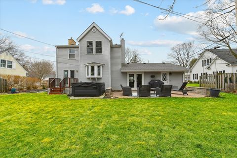 Tiny photo for 1334 S 5th Street, St. Charles, IL 60174 (MLS # 12584179)