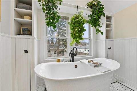 Tiny photo for 1334 S 5th Street, St. Charles, IL 60174 (MLS # 12584179)