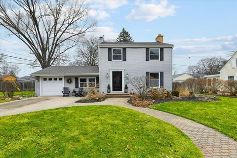 1334 S 5th Street St. Charles IL 60174