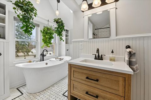 Tiny photo for 1334 S 5th Street, St. Charles, IL 60174 (MLS # 12584179)