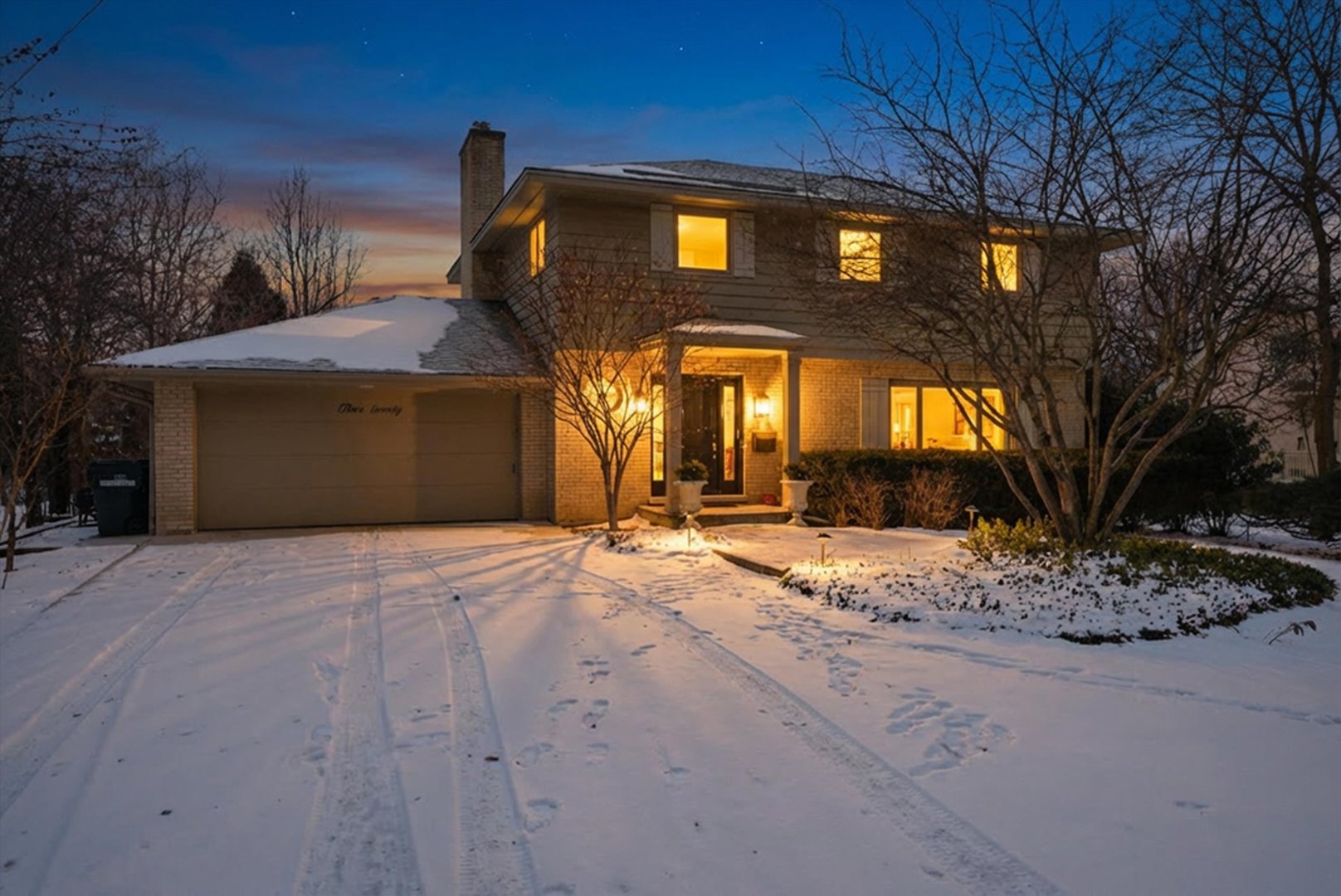 320 W Russell Street