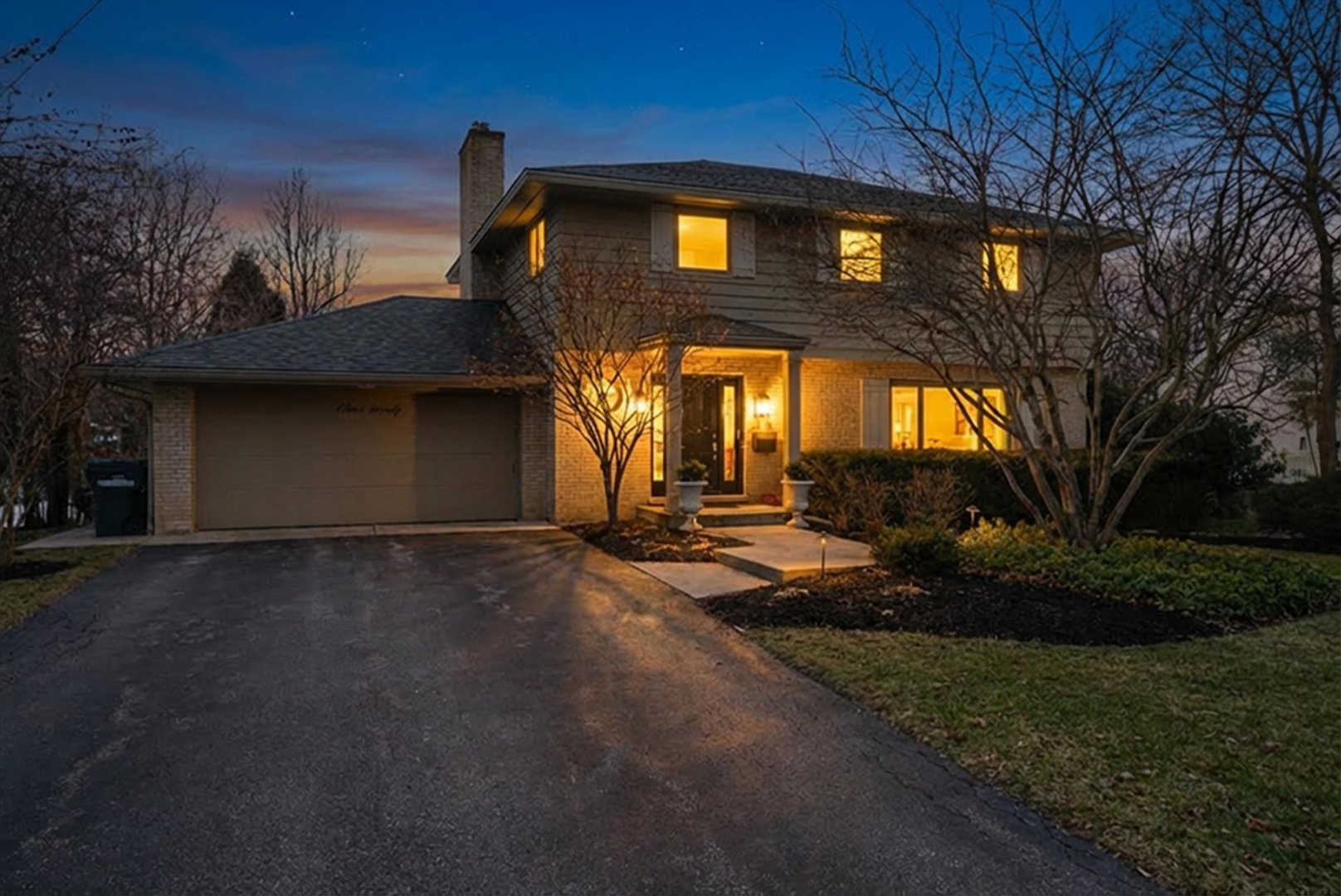 320 W Russell Street