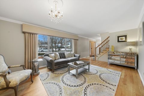 Tiny photo for 320 W Russell Street, Barrington, IL 60010 (MLS # 12514150)