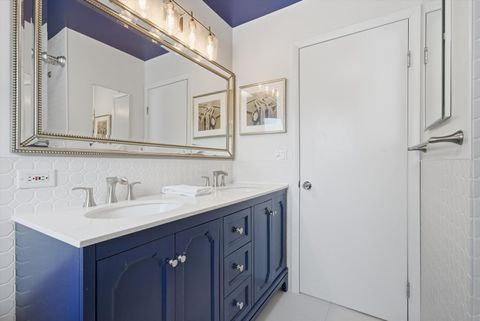 Tiny photo for 320 W Russell Street, Barrington, IL 60010 (MLS # 12514150)