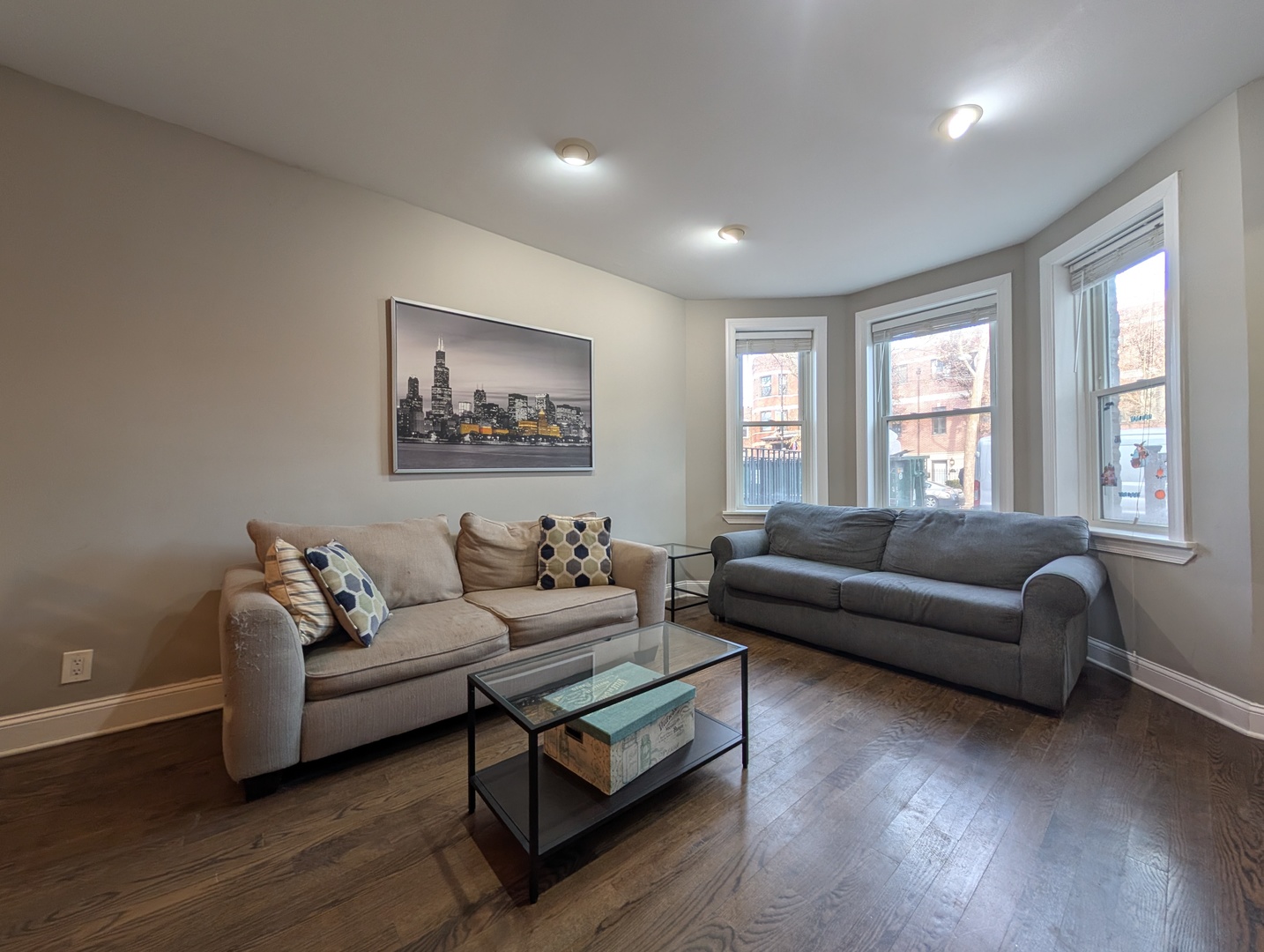 1911 W Addison Street 1