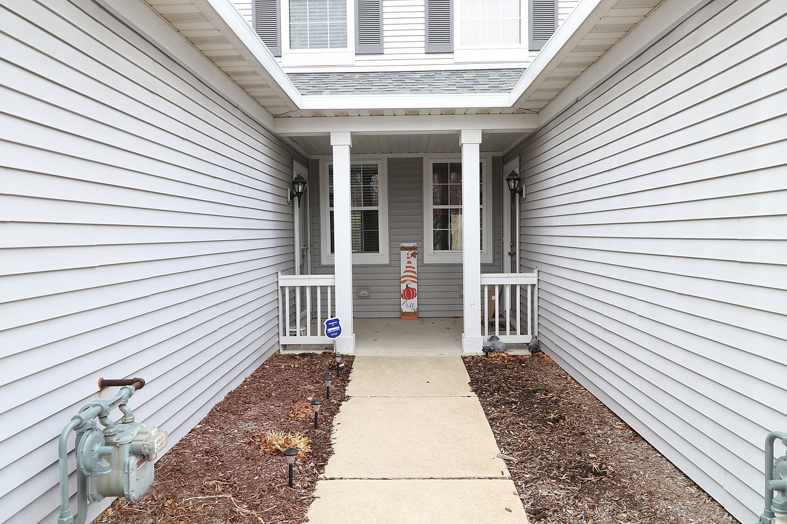 1811 S Wentworth Circle