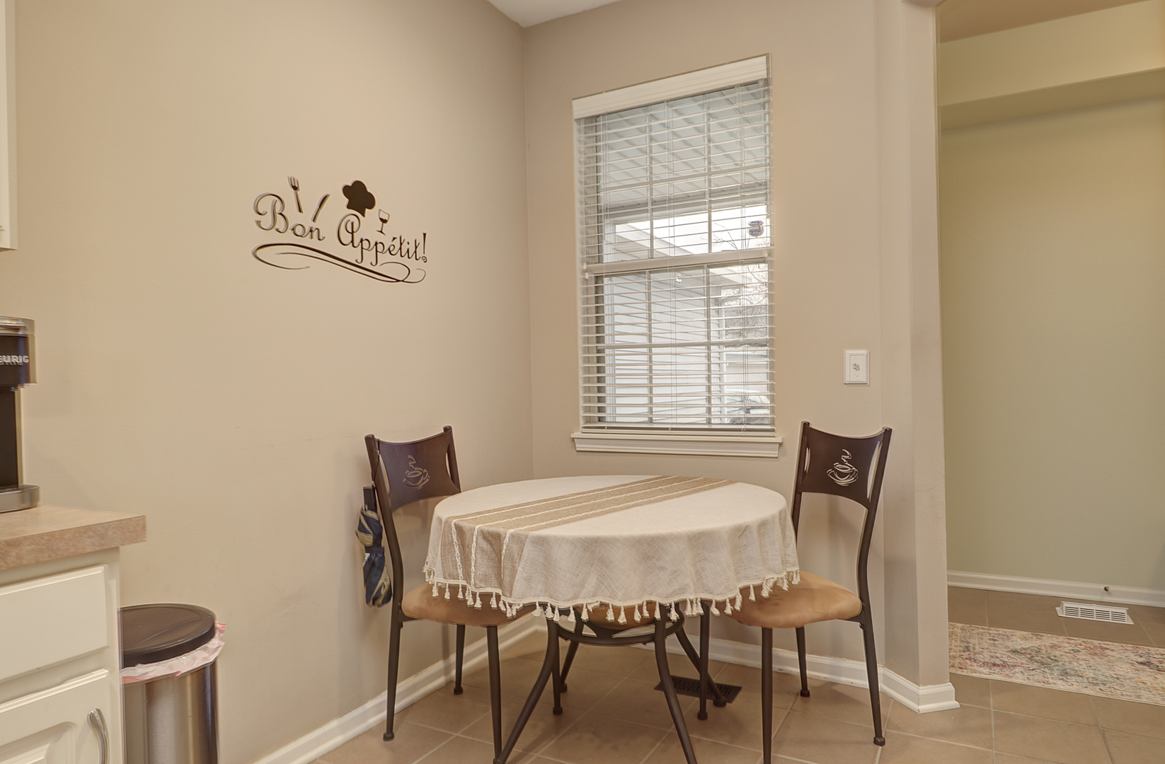 1811 S Wentworth Circle