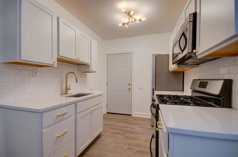 Tiny photo for 10535 S Hale Avenue #1W, Chicago, IL 60643 (MLS # 12629320)