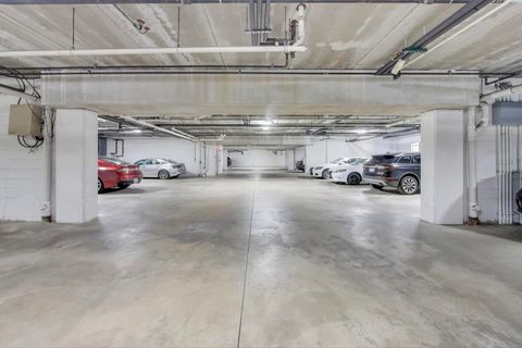 Tiny photo for 425 Village Green #213, Lincolnshire, IL 60069 (MLS # 12505009)