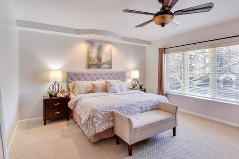 Tiny photo for 425 Village Green #213, Lincolnshire, IL 60069 (MLS # 12505009)