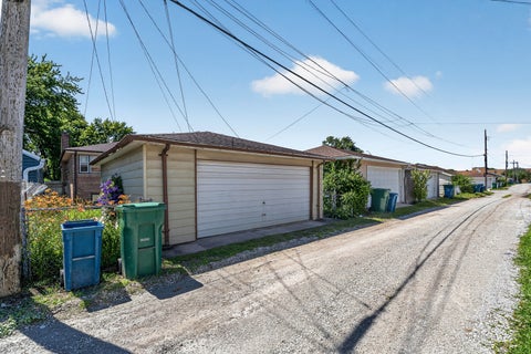 Tiny photo for 7811 McVicker Avenue, Burbank, IL 60459 (MLS # 12682755)
