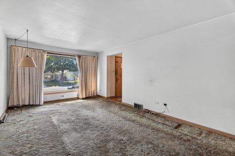 Tiny photo for 7811 McVicker Avenue, Burbank, IL 60459 (MLS # 12682755)