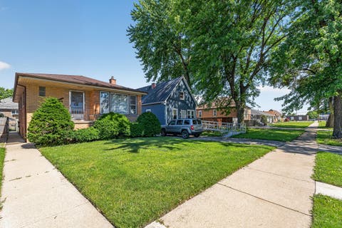 Tiny photo for 7811 McVicker Avenue, Burbank, IL 60459 (MLS # 12682755)