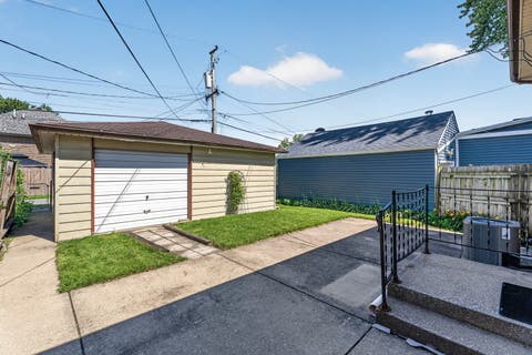 Tiny photo for 7811 McVicker Avenue, Burbank, IL 60459 (MLS # 12682755)
