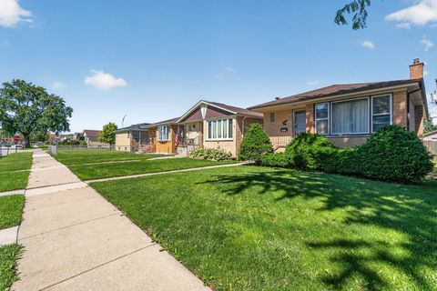 Tiny photo for 7811 McVicker Avenue, Burbank, IL 60459 (MLS # 12682755)