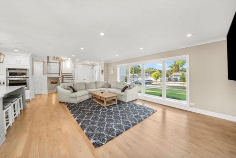 Tiny photo for 142 E QUINCY Street, Elmhurst, IL 60126 (MLS # 12519877)