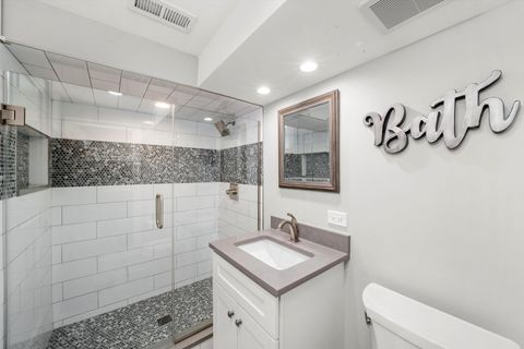 Tiny photo for 142 E QUINCY Street, Elmhurst, IL 60126 (MLS # 12519877)